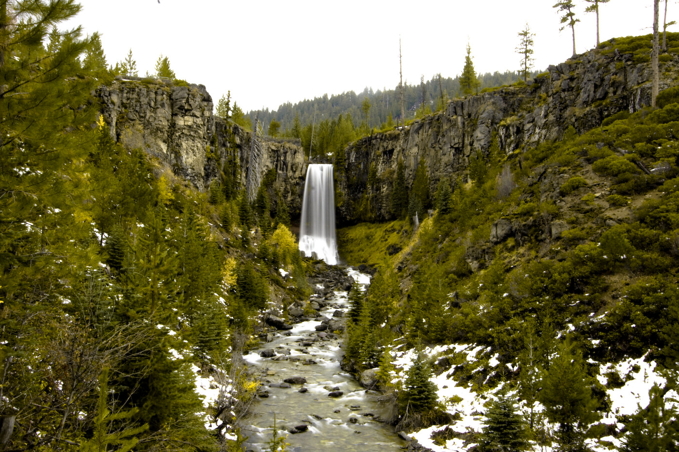 Tumalo Falls Hike near Bend Oregon near Redmond Oregon