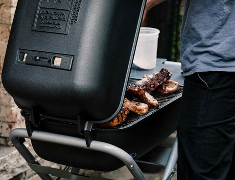 Best-Charcoal-Grills-2020-gear-patrol-lead-feature