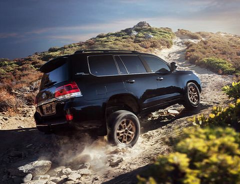 2020-Toyota-Land-Cruiser-Heritage-Edition-Review-gear-patrol-lead-featured