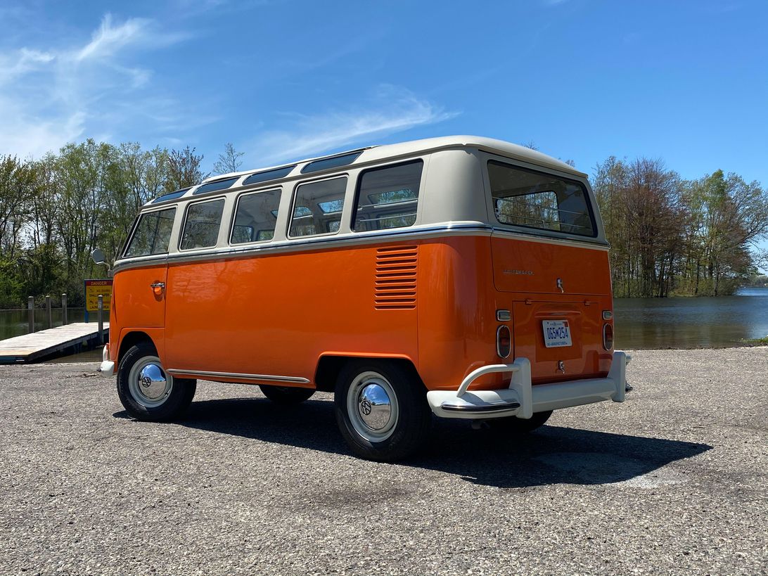 1967 Volkswagen Type 2 Bus - rear 3/4 view