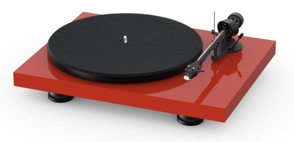 Gloss red Debut Carbon EVO turntable