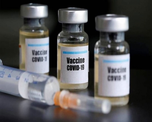 UK to give emergency approval to any effective Covid vaccine