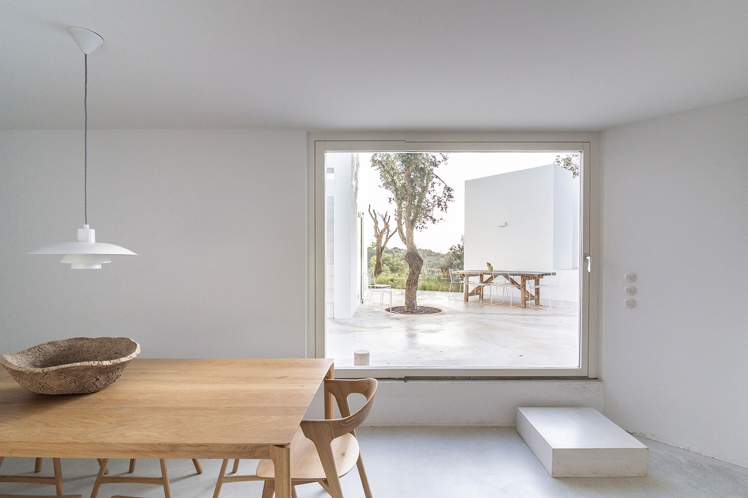 Minimalist Algarve retreat Casa Luum is for sale