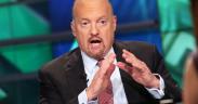 Jim Cramer wearing a suit and tie